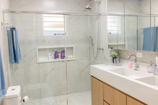 Casa à venda com 5 quartos, 327m² em Chora Menino, São Paulo