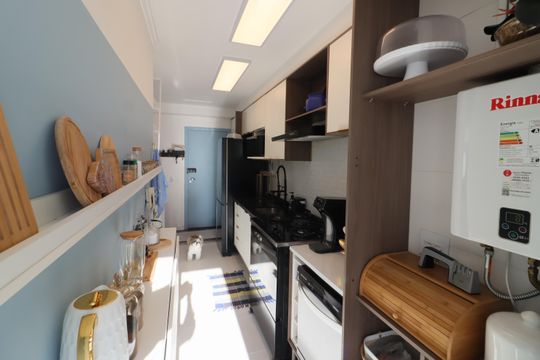 Cozinha de apartamento à venda com 3 quartos, 140m² em Presidente Altino, Osasco