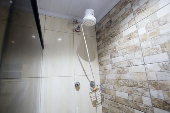 Banheiro de apartamento à venda com 2 quartos, 61m² em Jacarepaguá, Rio de Janeiro