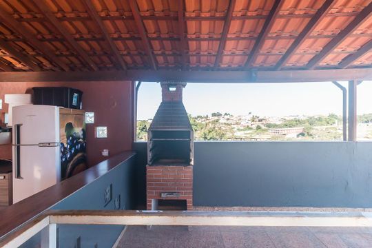 Salão de Festas de casa para alugar com 3 quartos, 425m² em Vila Aurea, Poá