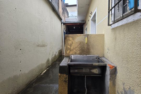 Área de Serviço / CASA 01 de casa para alugar com 3 quartos, 250m² em Vila Aprazível, Guarulhos