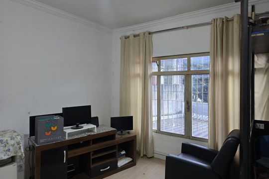 Sala/ Quarto / CASA 01 de casa para alugar com 3 quartos, 250m² em Vila Aprazível, Guarulhos