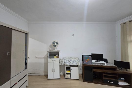 Sala/ Quarto / CASA 01 de casa para alugar com 3 quartos, 250m² em Vila Aprazível, Guarulhos