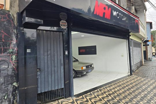 Fachada de casa para alugar com 3 quartos, 250m² em Vila Aprazível, Guarulhos