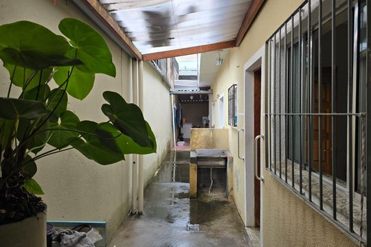 Área de Serviço / CASA 01 de casa para alugar com 3 quartos, 250m² em Vila Aprazível, Guarulhos