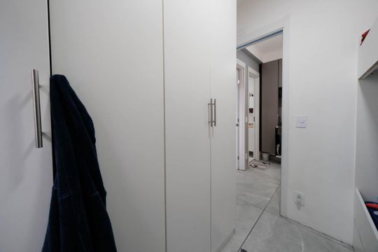 Quarto 1 de apartamento para alugar com 2 quartos, 42m² em Vila Guilhermina, São Paulo