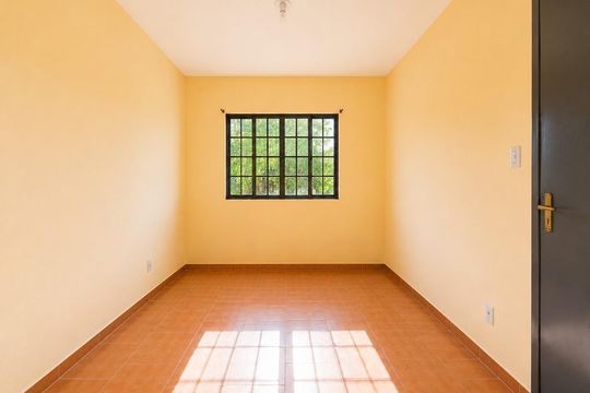 Quarto 2 de casa para alugar com 2 quartos, 110m² em Lomba do Pinheiro, Viamão