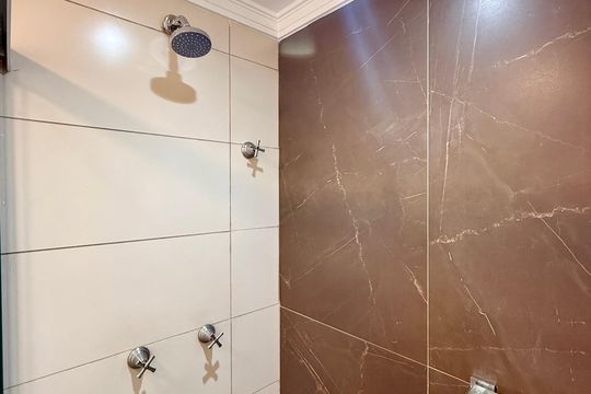 Banheiro  de apartamento para alugar com 2 quartos, 56m² em Jardim Umuarama, São Paulo