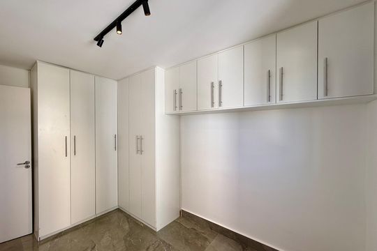 Quarto 2 de apartamento para alugar com 2 quartos, 56m² em Jardim Umuarama, São Paulo