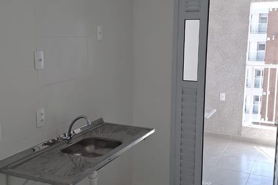 Cozinha de apartamento à venda com 2 quartos, 42m² em Vila Mazzei, São Paulo