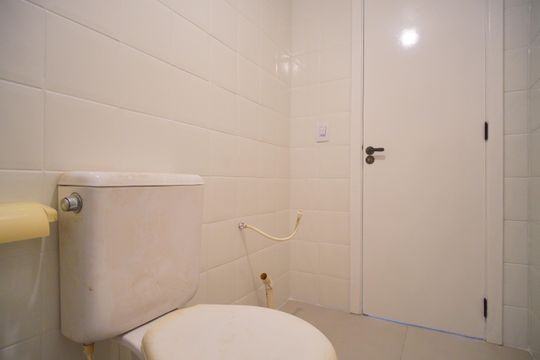 Banheiro de apartamento para alugar com 2 quartos, 56m² em Santa Teresa, São Leopoldo