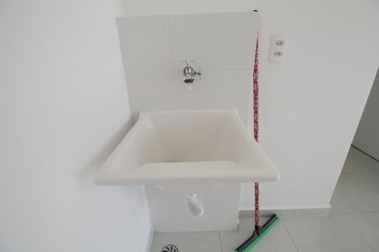 Sala e Cozinha de apartamento à venda com 2 quartos, 35m² em Morumbi, São Paulo