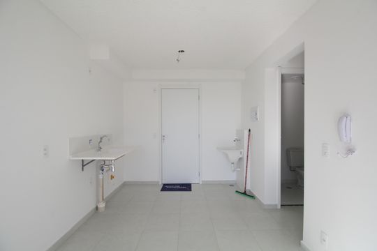Sala e Cozinha de apartamento à venda com 2 quartos, 35m² em Morumbi, São Paulo