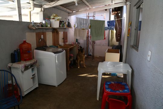 Casa à venda com 2 quartos, 500m² em Jardim Balneario Meia Ponte, Goiânia