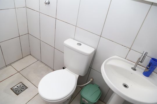 Casa à venda com 2 quartos, 500m² em Jardim Balneario Meia Ponte, Goiânia
