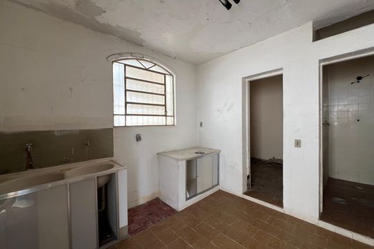 Área de Serviço de casa à venda com 4 quartos, 214m² em São José, Belo Horizonte
