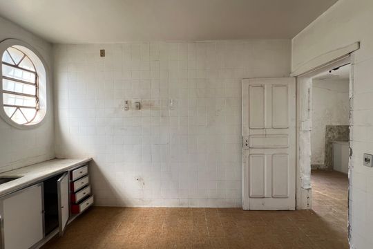 Cozinha de casa à venda com 4 quartos, 214m² em São José, Belo Horizonte