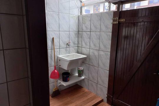 Área de serviço de casa de condomínio para alugar com 2 quartos, 60m² em Palmeiras, Cabo Frio
