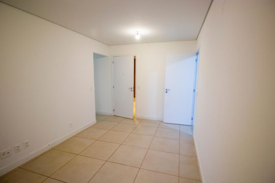 Apartamento à venda com 3 quartos, 70m² em Samambaia, Brasília