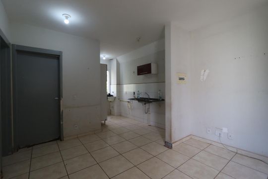 Apartamento para alugar com 2 quartos, 43m² em Parque Residencial Candido Portinari, Ribeirão Preto