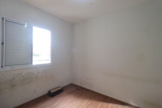 Quarto 1 de apartamento para alugar com 2 quartos, 43m² em Parque Residencial Candido Portinari, Ribeirão Preto