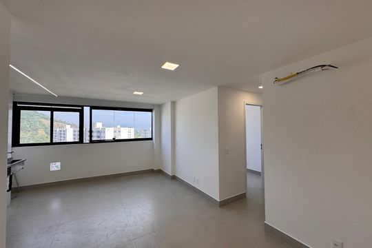 Apartamento para alugar com 2 quartos, 55m² em Vargem Grande, Rio de Janeiro