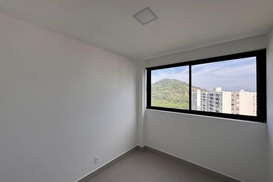 Quarto de apartamento para alugar com 2 quartos, 55m² em Vargem Grande, Rio de Janeiro