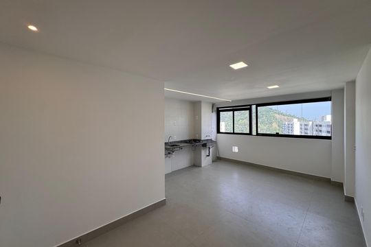 Sala de apartamento para alugar com 2 quartos, 55m² em Vargem Grande, Rio de Janeiro