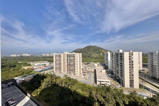 Sala - Vista de apartamento para alugar com 2 quartos, 55m² em Vargem Grande, Rio de Janeiro