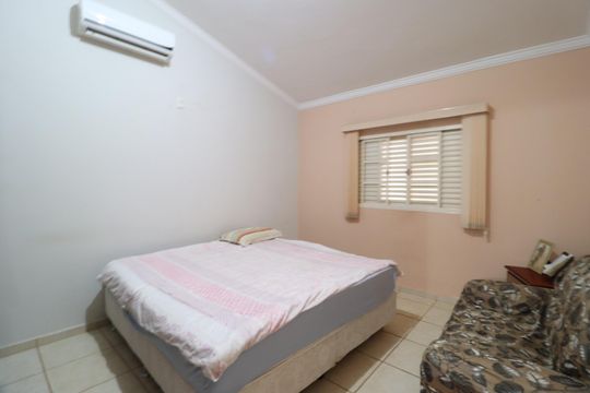 Quarto 2 de casa para alugar com 3 quartos, 250m² em Morada da Colina, Uberlândia