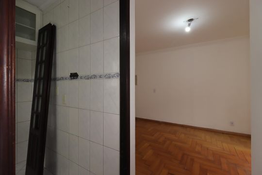 Corredor de apartamento à venda com 2 quartos, 52m² em Vila Guarará, Santo André