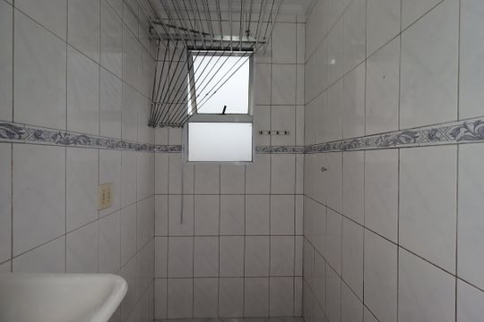 Área de Serviço de apartamento à venda com 2 quartos, 52m² em Vila Guarará, Santo André