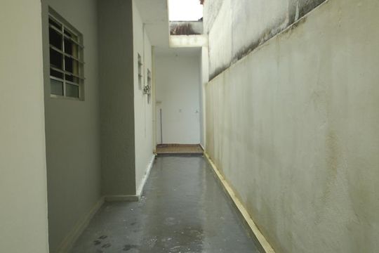Quintal Lateral  de casa à venda com 1 quarto, 140m² em Paulicéia, São Bernardo do Campo