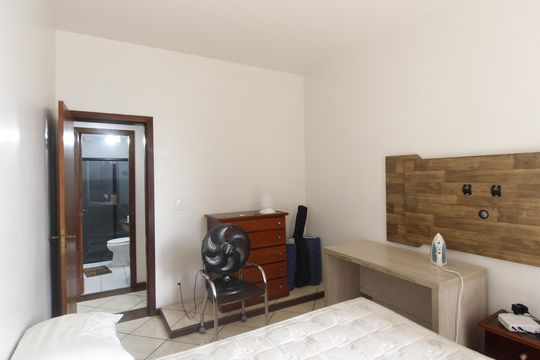 Apartamento para alugar com 3 quartos, 130m² em Braga, Cabo Frio