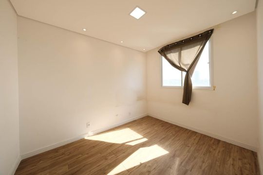 Quarto 2 de apartamento para alugar com 2 quartos, 41m² em Vila Penteado, São Paulo
