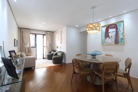 Apartamento à venda com 3 quartos, 95m² em Moema, São Paulo
