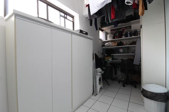 Área de Serviço de apartamento à venda com 3 quartos, 95m² em Moema, São Paulo