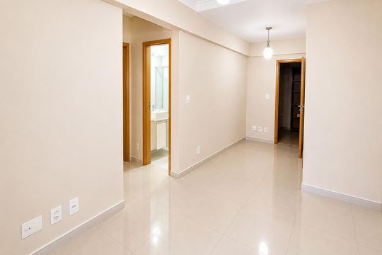 Sala de apartamento para alugar com 2 quartos, 66m² em Macuco, Santos