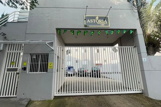 Fachada de apartamento para alugar com 2 quartos, 51m² em Rio Cotia, Cotia