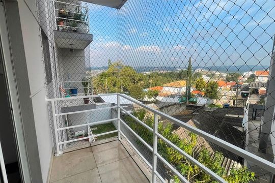 Varanda - Sala - Cozinha de apartamento para alugar com 2 quartos, 51m² em Rio Cotia, Cotia