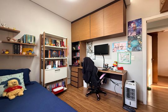 Quarto de apartamento para alugar com 3 quartos, 130m² em Padre Eustáquio, Belo Horizonte
