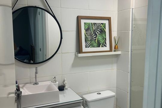 Banheiro de apartamento à venda com 2 quartos, 44m² em Curicica, Rio de Janeiro