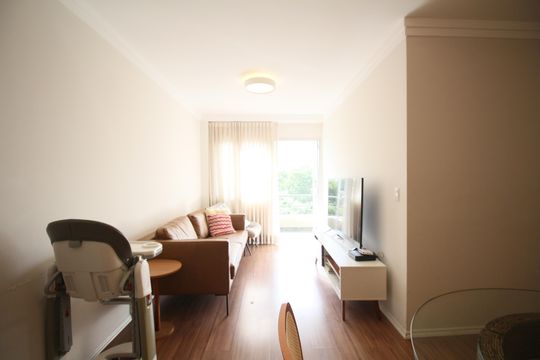 Sala de apartamento à venda com 3 quartos, 74m² em Vila Progredior, São Paulo