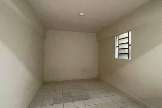 Sala de kitnet/studio para alugar com 1 quarto, 25m² em Vila Leopoldina, Duque de Caxias