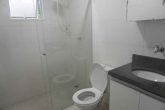 Banheiro de casa para alugar com 1 quarto, 65m² em Vila São Silvestre, Barueri