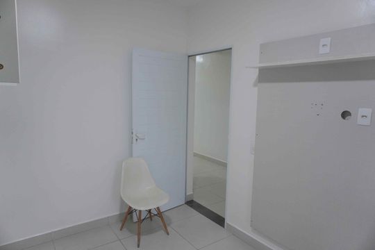 Quarto de casa para alugar com 1 quarto, 65m² em Vila São Silvestre, Barueri