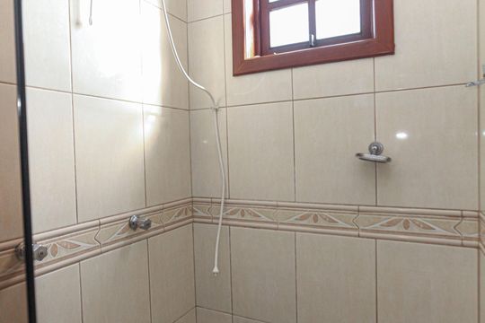 Casa à venda com 3 quartos, 405m² em Olaria, Contagem