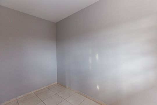 Casa à venda com 3 quartos, 405m² em Olaria, Contagem