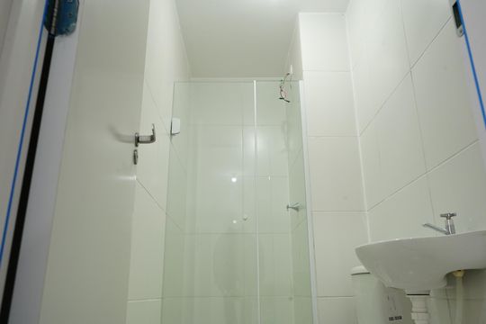 Banheiro de apartamento à venda com 2 quartos, 33m² em Vila Matilde, São Paulo