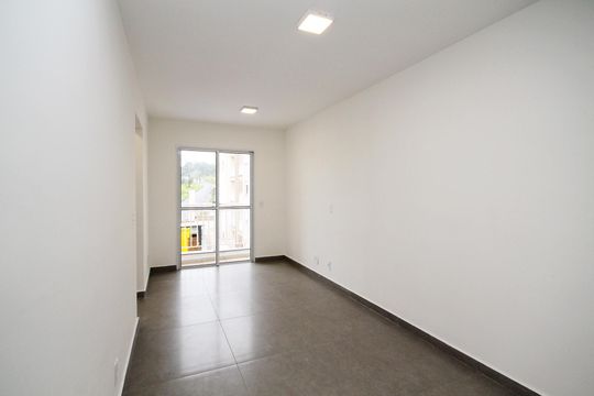 Sala de apartamento para alugar com 2 quartos, 46m² em Roselândia, Cotia